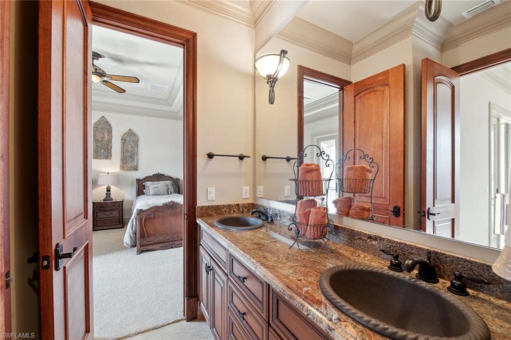 950 Giralda Ct, Marco Island, FL 34145-33