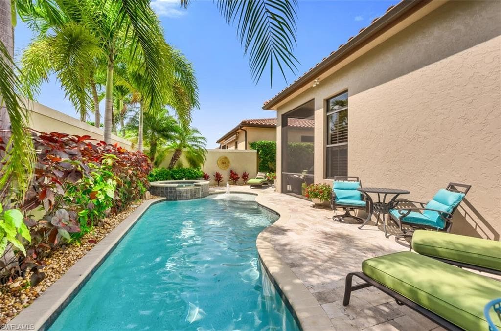 7996 Cordoba Pl, Naples, FL 34113-12