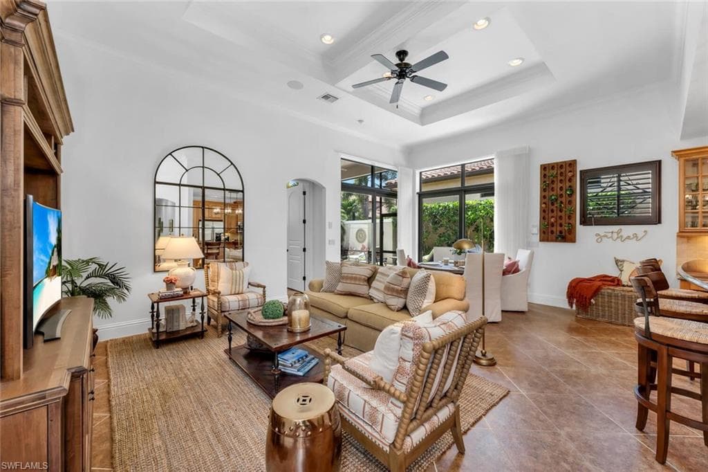 7996 Cordoba Pl, Naples, FL 34113-4