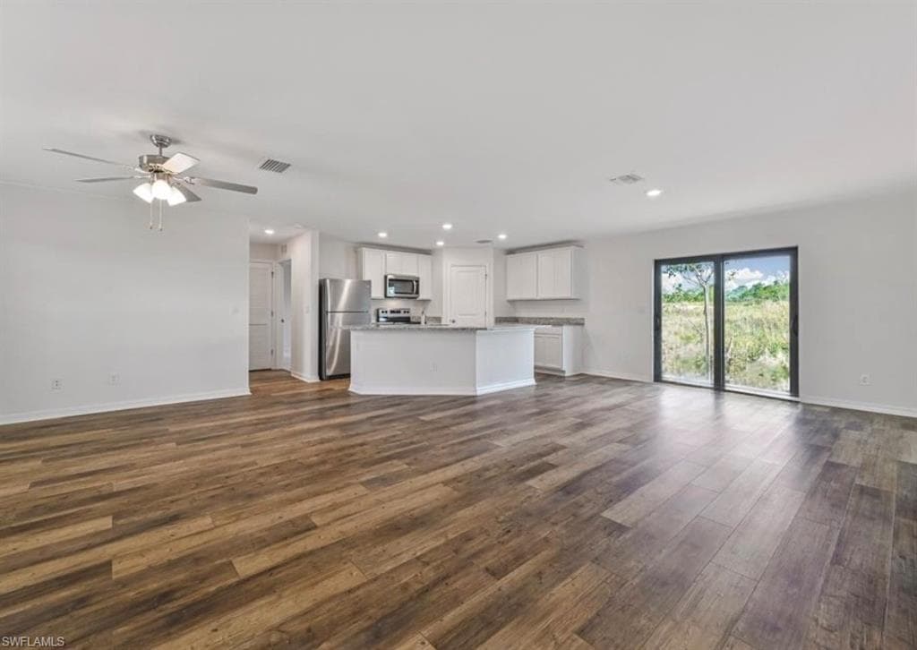 861 Winwood Cir, Fort Myers, FL 33913-3