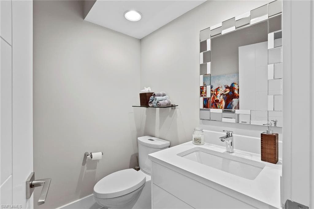 4401 Gulf Shore Blvd N C304, Naples, FL 34103-22