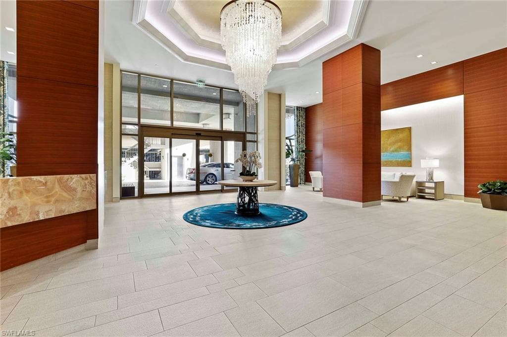 4401 Gulf Shore Blvd N C304, Naples, FL 34103-37