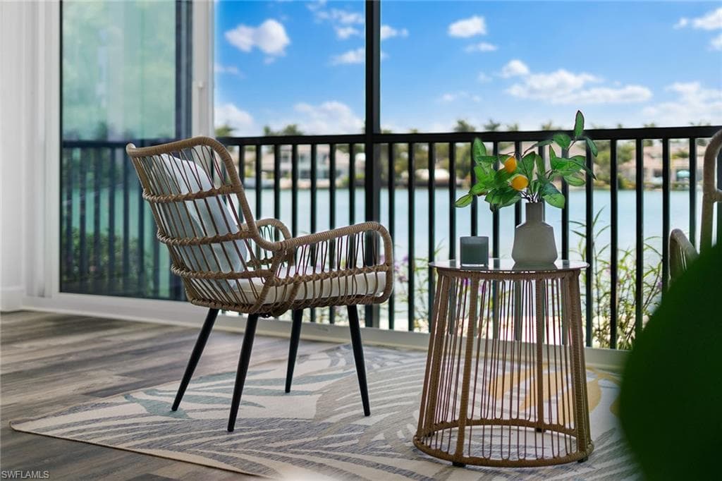 222 Harbour Dr 116, Naples, FL 34103-20