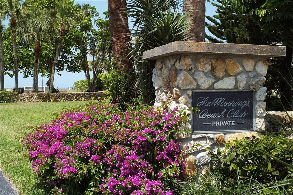 222 Harbour Dr 116, Naples, FL 34103-42