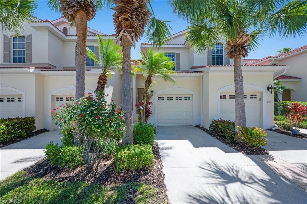 4630 Winged Foot Ct 202, Naples, FL 34112-2