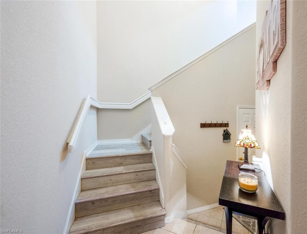 4630 Winged Foot Ct 202, Naples, FL 34112-3