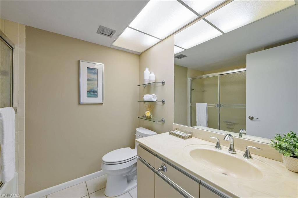 4401 Gulf Shore Blvd N 307, Naples, FL 34103-13