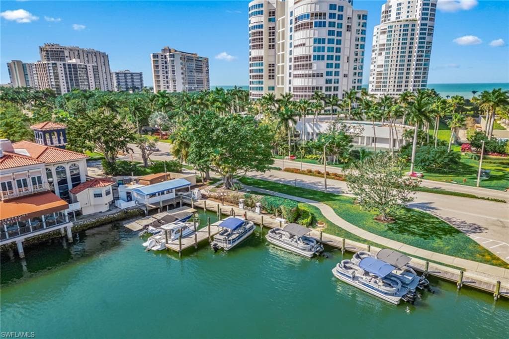 4401 Gulf Shore Blvd N 307, Naples, FL 34103-23
