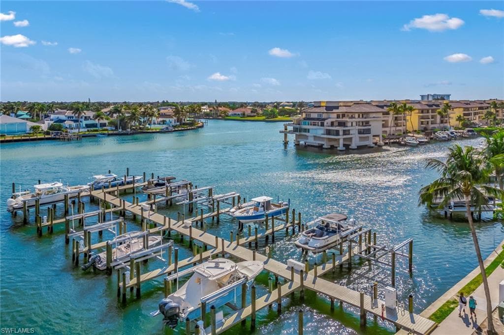 4401 Gulf Shore Blvd N 307, Naples, FL 34103-24