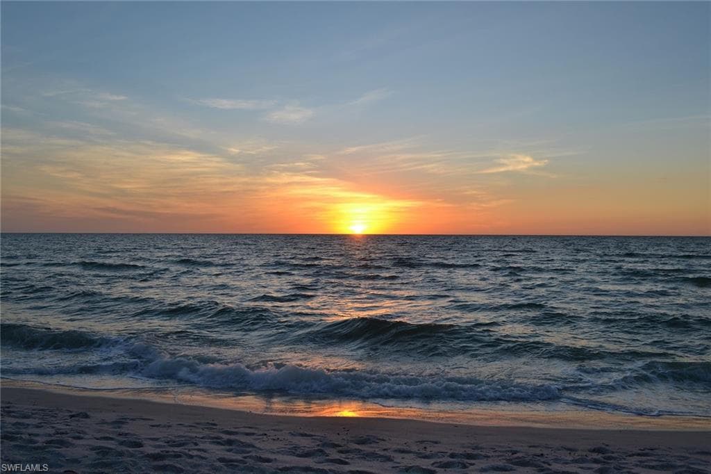 4401 Gulf Shore Blvd N 307, Naples, FL 34103-25