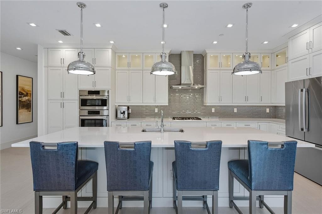 3290 Dorado Ln 201, Naples, FL 34114-13