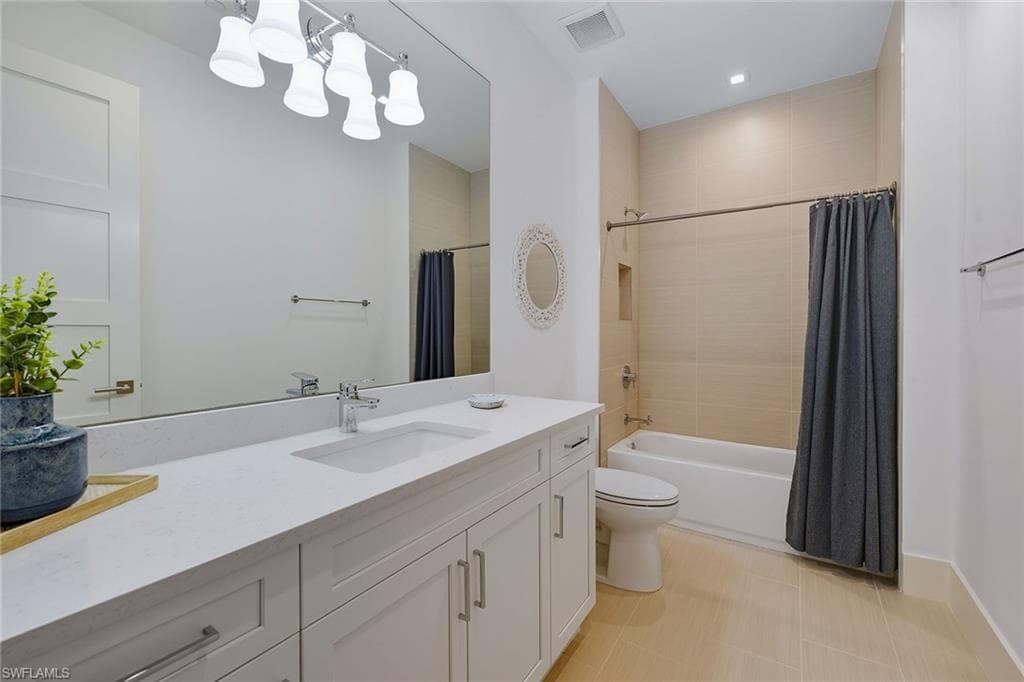 3290 Dorado Ln 201, Naples, FL 34114-24