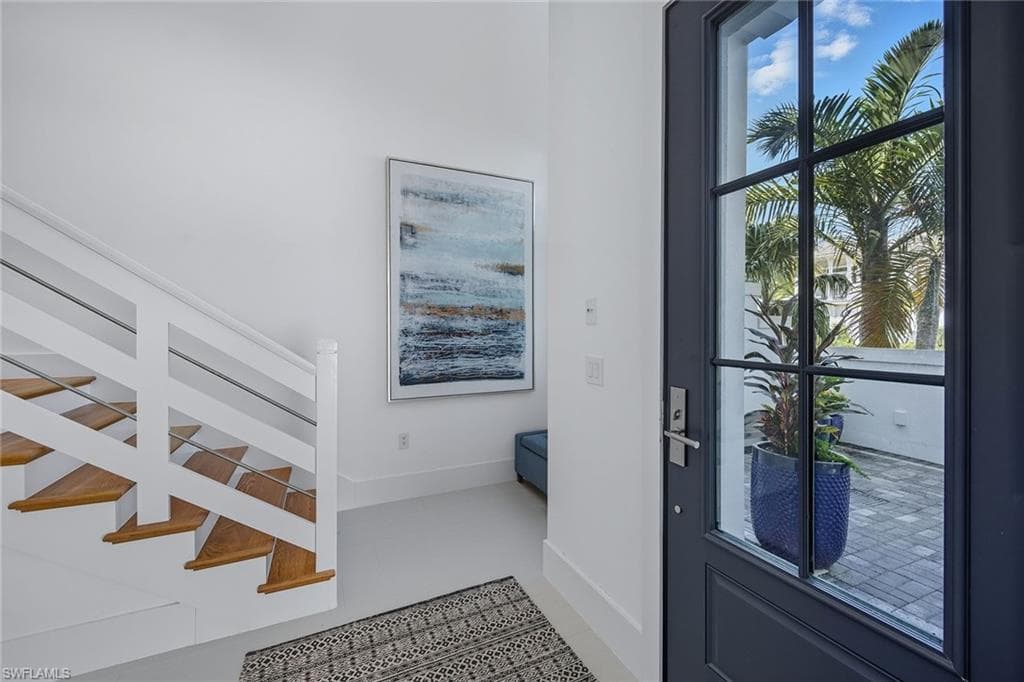 3290 Dorado Ln 201, Naples, FL 34114-32