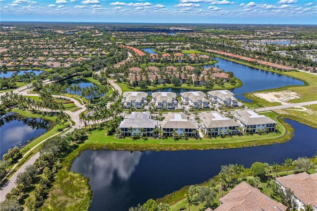 3290 Dorado Ln 201, Naples, FL 34114-38