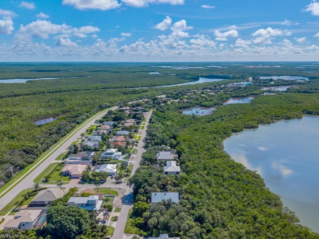 1989 Sheffield Ave, Marco Island, FL 34145-7