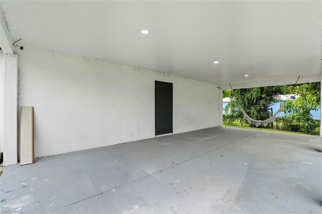 4421 Bessie Ave, Fort Myers, FL 33905-16