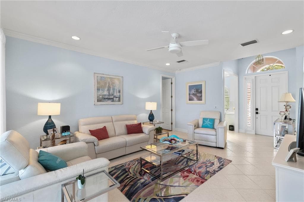 3954 Recreation Ln, Naples, FL 34116-4