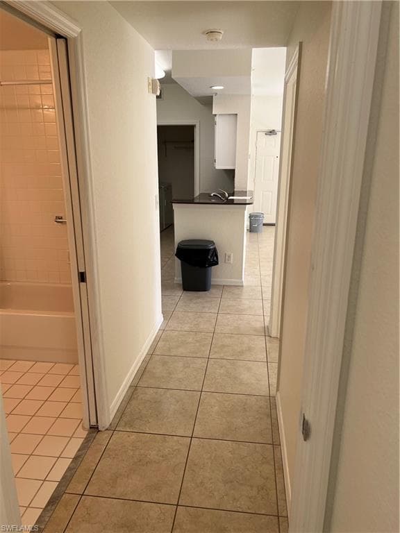 4690 Saint Croix Ln 418, Naples, FL 34109-9