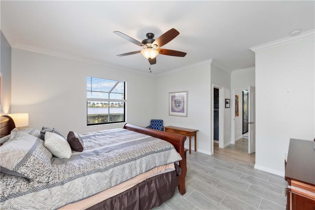 1602 Santiago Cir, Naples, FL 34113-23