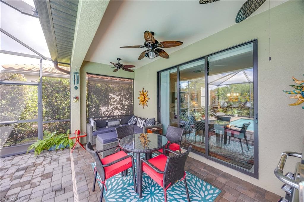 1602 Santiago Cir, Naples, FL 34113-31