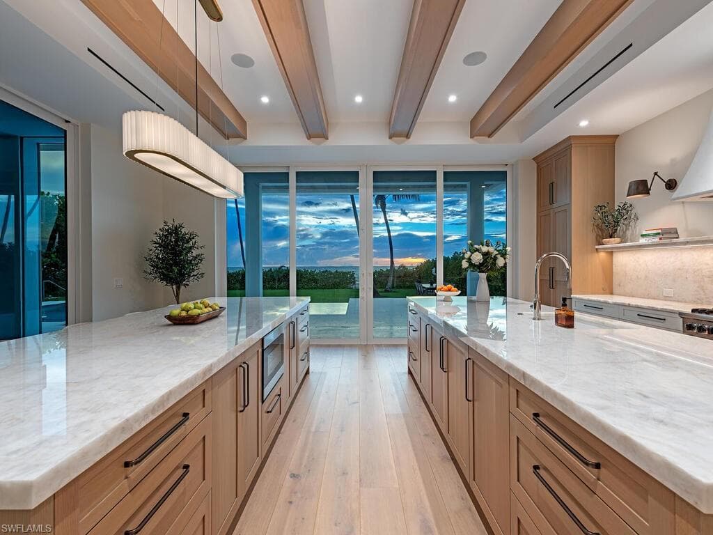 55 13th Ave S, Naples, FL 34102-9