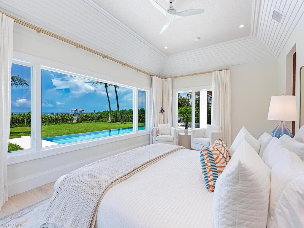 55 13th Ave S, Naples, FL 34102-16