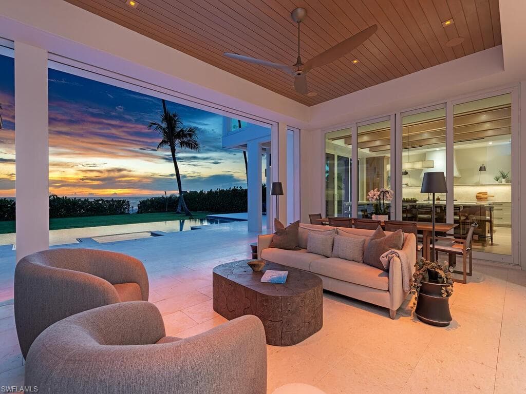 55 13th Ave S, Naples, FL 34102-24