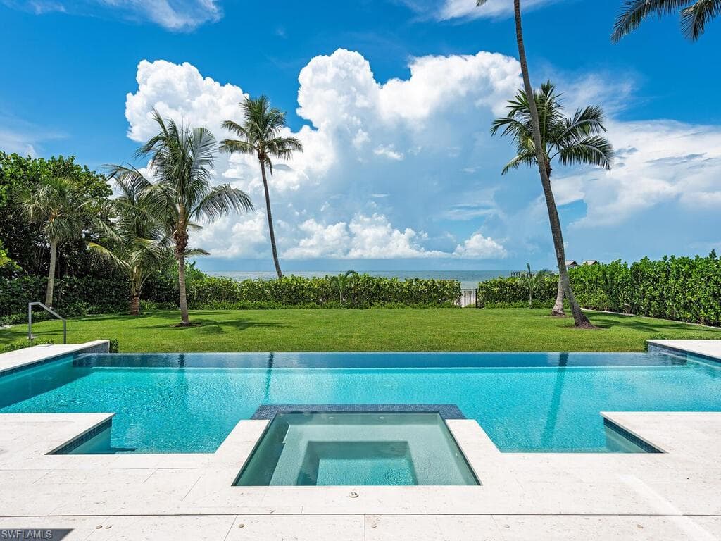 55 13th Ave S, Naples, FL 34102-26