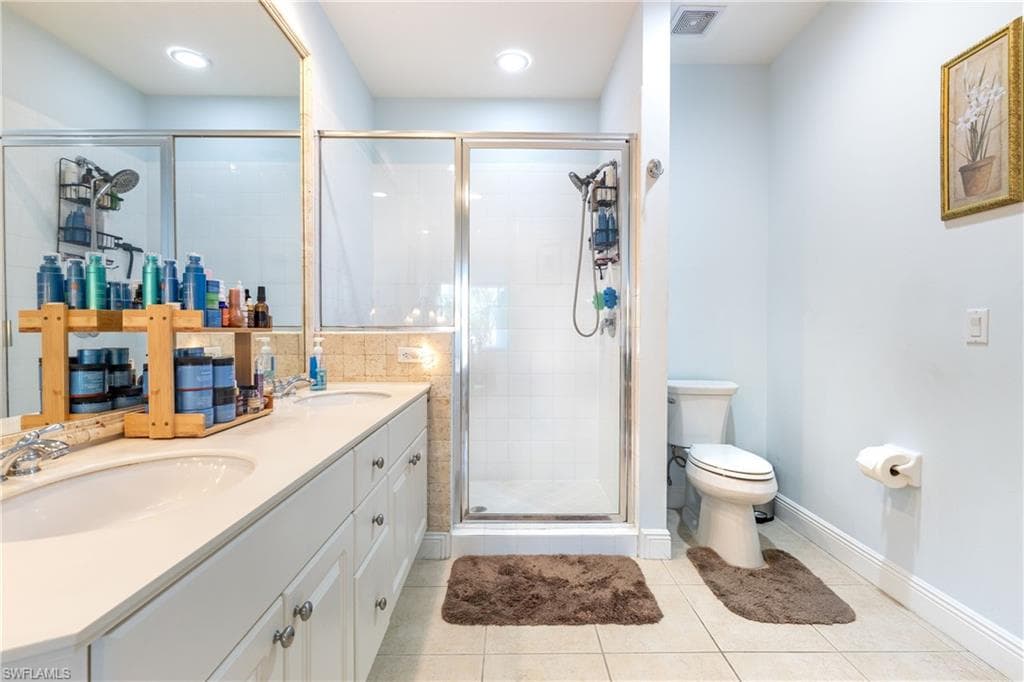 1405 Sweetwater Cv 204, Naples, FL 34110-8
