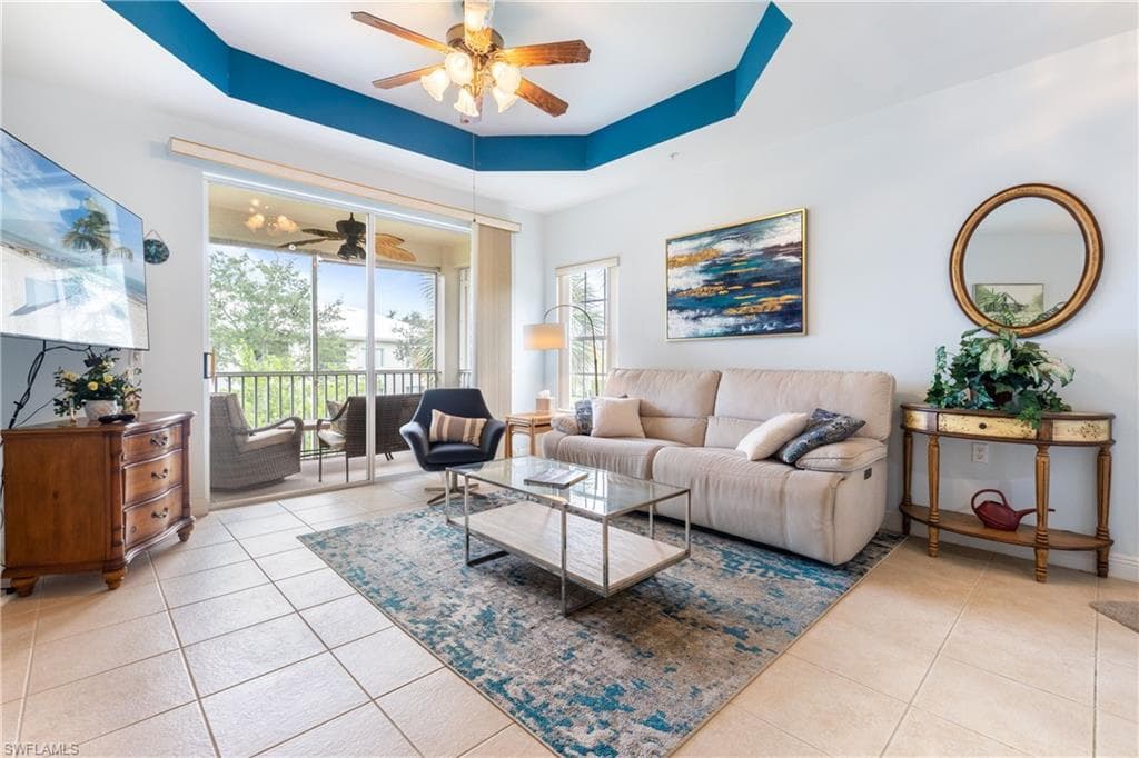 1405 Sweetwater Cv 204, Naples, FL 34110-10