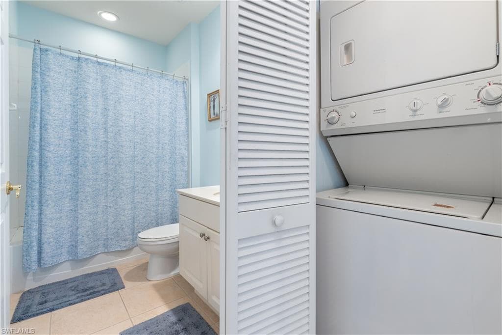 1405 Sweetwater Cv 204, Naples, FL 34110-18