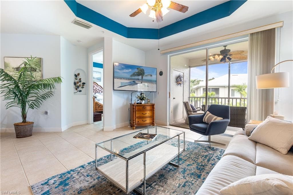 1405 Sweetwater Cv 204, Naples, FL 34110-20