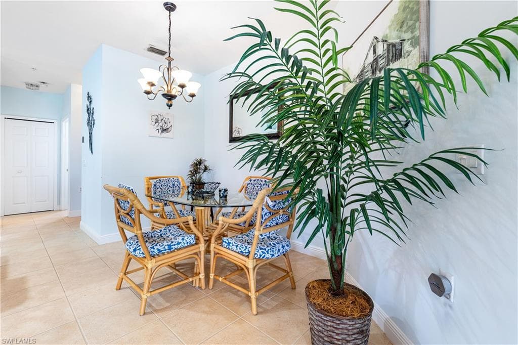 1405 Sweetwater Cv 204, Naples, FL 34110-21