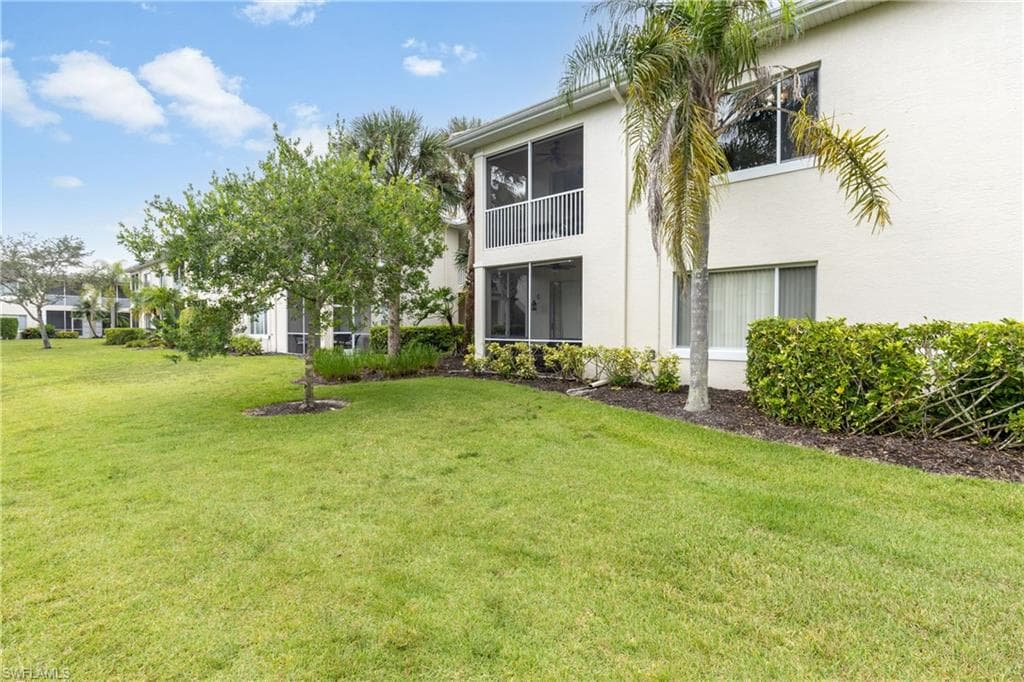1405 Sweetwater Cv 204, Naples, FL 34110-34