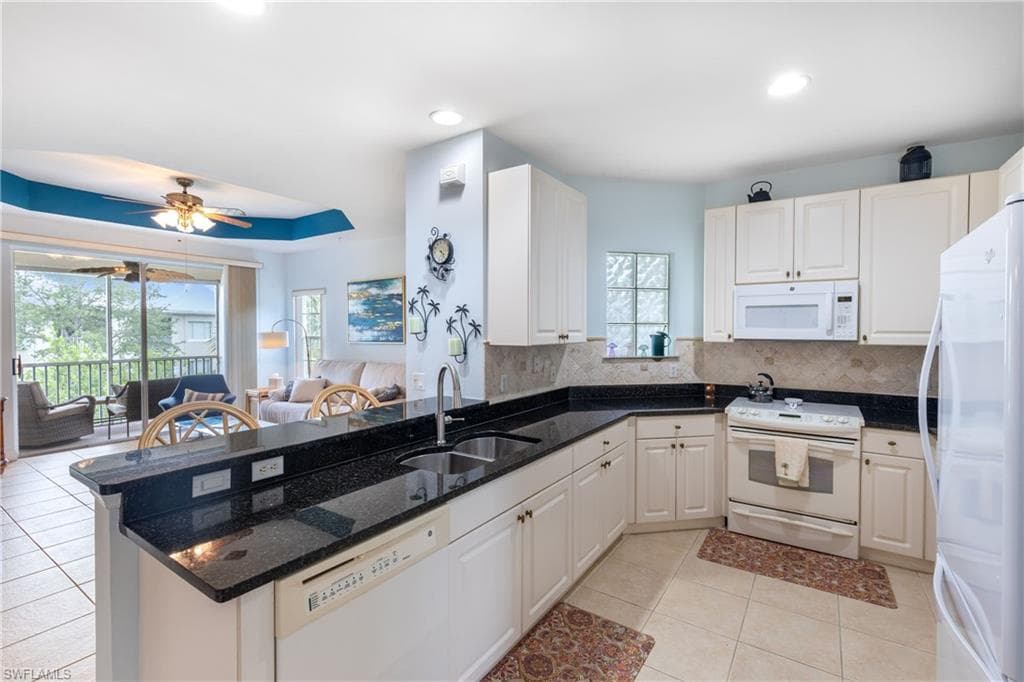 1405 Sweetwater Cv 204, Naples, FL 34110-2