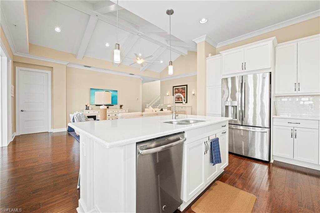 6553 Dominica Dr 202, Naples, FL 34113-13