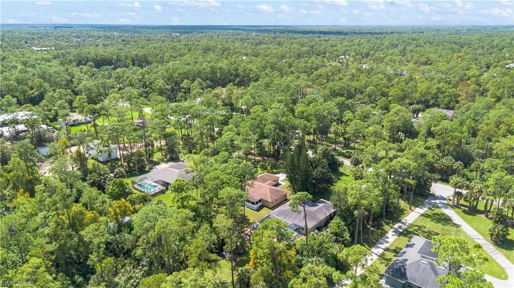 540 7th St SW, Naples, FL 34117-26
