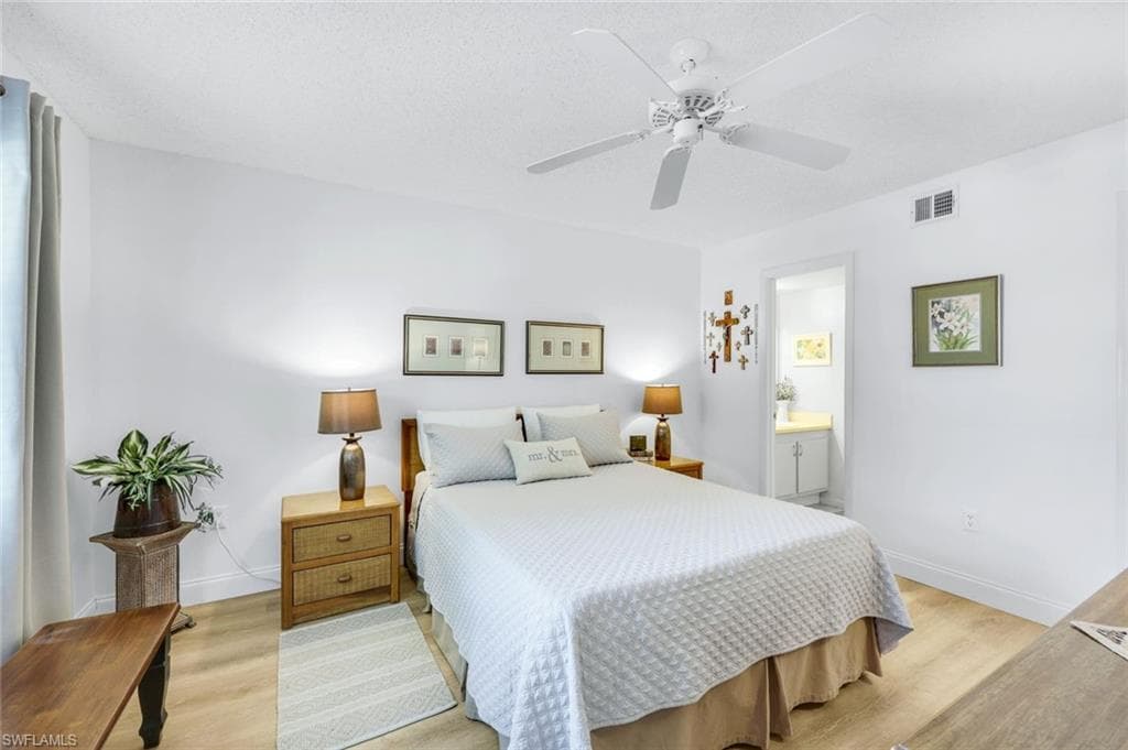 4186 27th Ct SW 204, Naples, FL 34116-10
