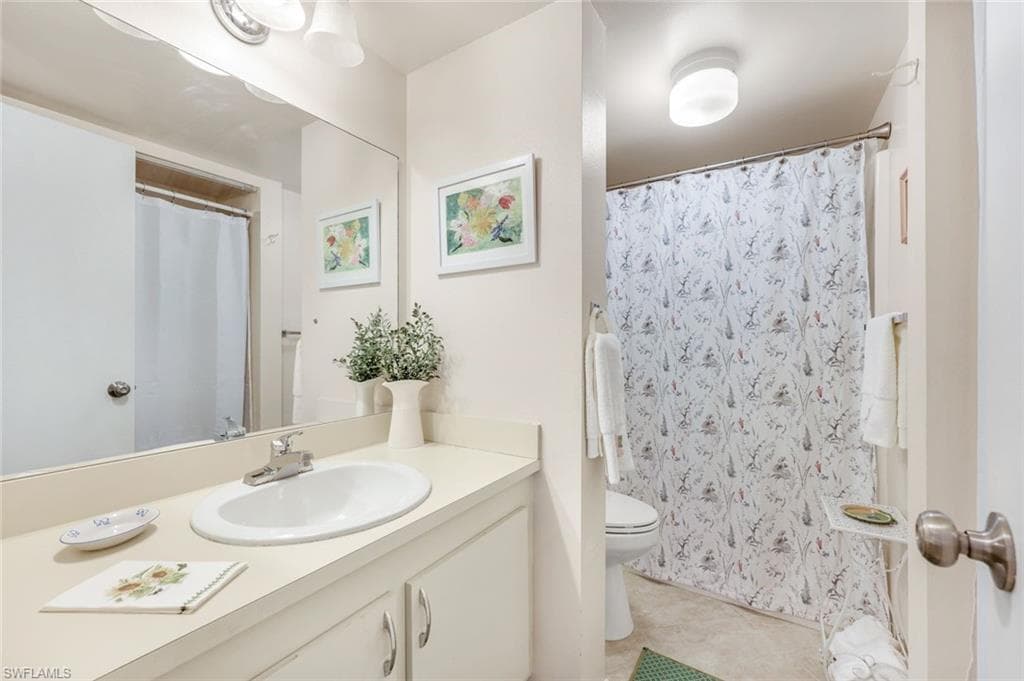 4186 27th Ct SW 204, Naples, FL 34116-12
