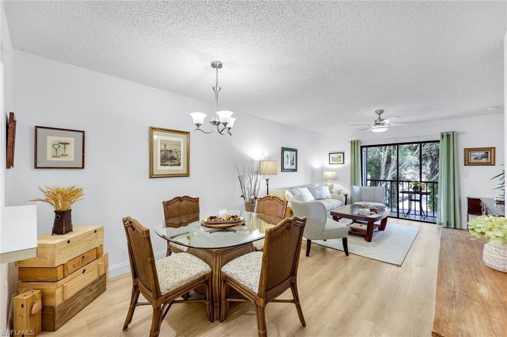 4186 27th Ct SW 204, Naples, FL 34116-4