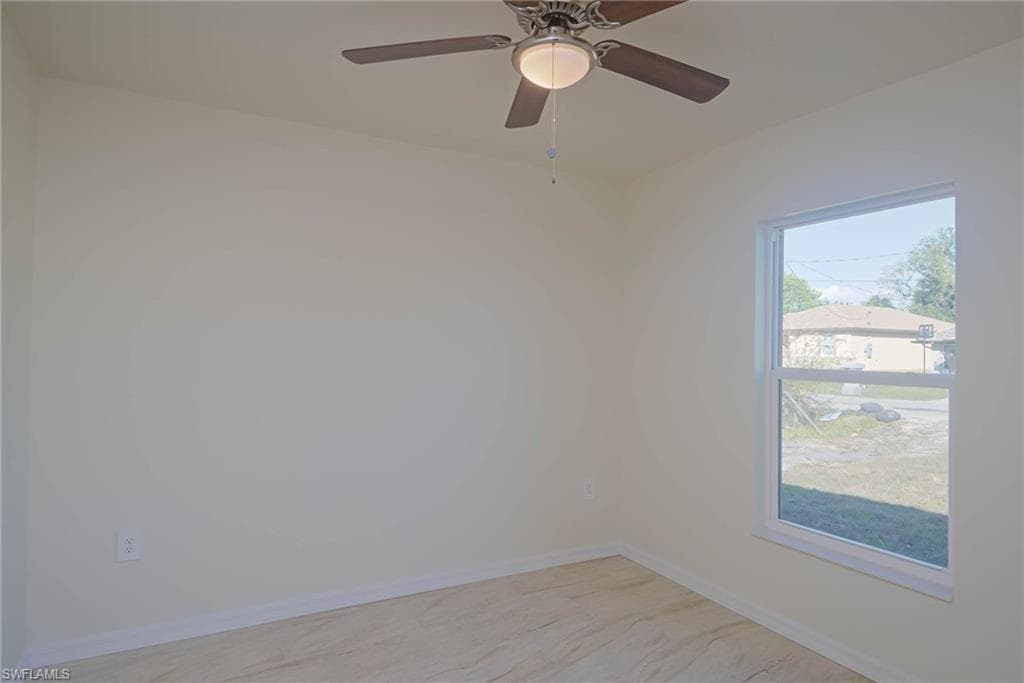 2120 French St, Fort Myers, FL 33916-9