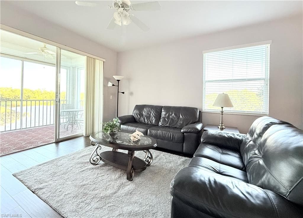 8555 Naples Heritage Dr 238, Naples, FL 34112-8