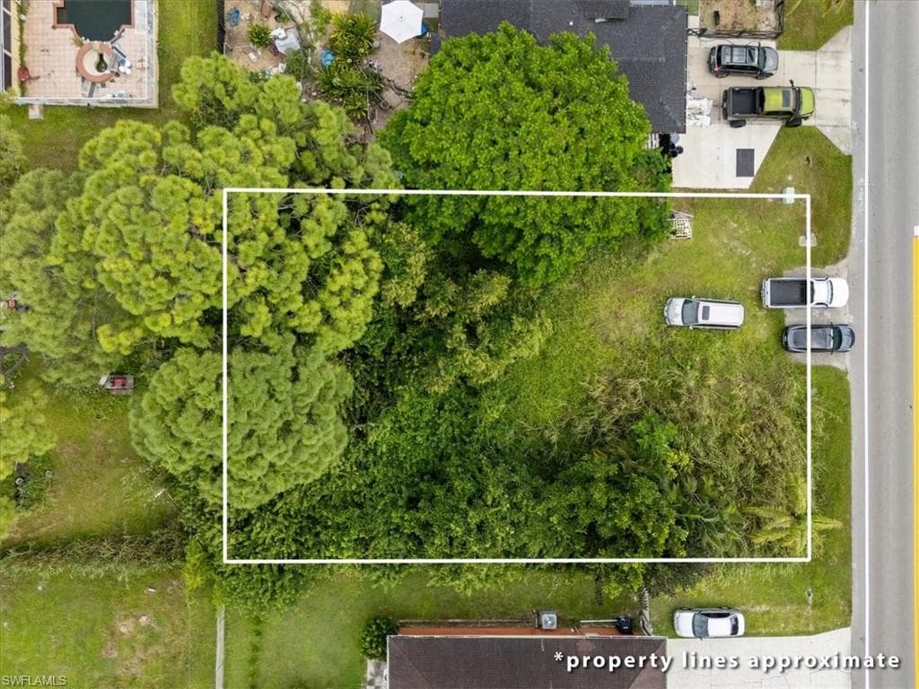 18356 Oriole Rd, Fort Myers, FL 33967-1