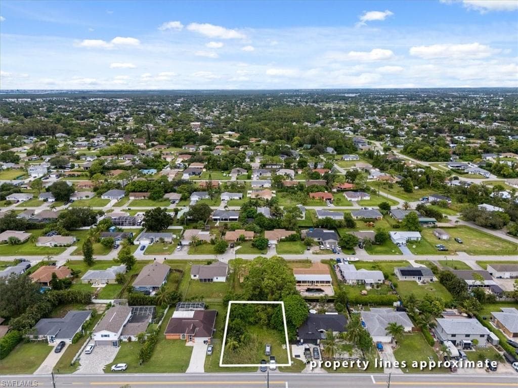 18356 Oriole Rd, Fort Myers, FL 33967-5