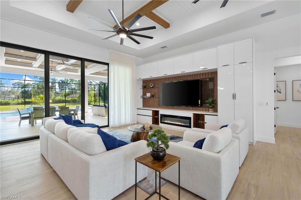 7040 Sable Ridge Ln, Naples, FL 34109-8