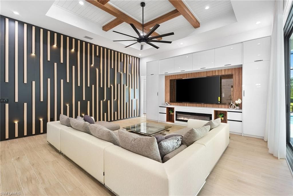 7040 Sable Ridge Ln, Naples, FL 34109-18