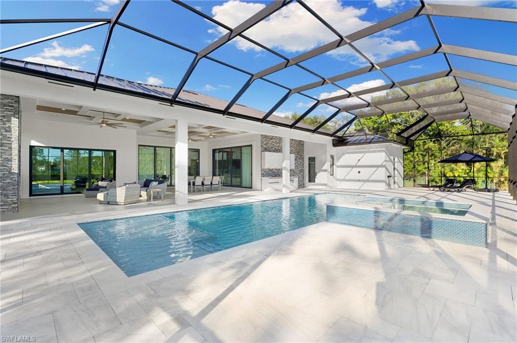 7040 Sable Ridge Ln, Naples, FL 34109-23