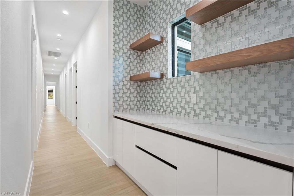 7040 Sable Ridge Ln, Naples, FL 34109-34