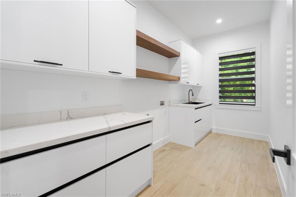 7040 Sable Ridge Ln, Naples, FL 34109-36