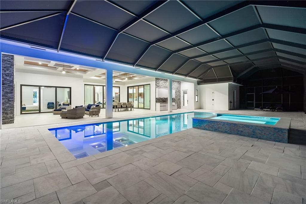 7040 Sable Ridge Ln, Naples, FL 34109-39